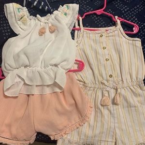 2 Wonder Nation outfits. 2T